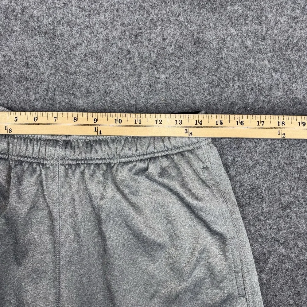 Nike Therma Fit Sweatpants Mens Medium Gray Joggers Swoosh Logo Gym Athletic EUC
